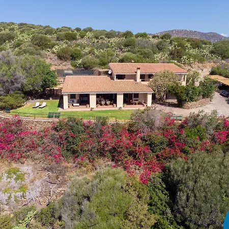 Anna - Charming Dimora Suspended Over The Sea Geremèas