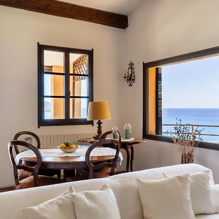 Villa Anna - Charming Dimora Suspended Over The Sea