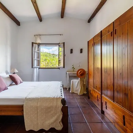 Anna - Charming Dimora Suspended Over The Sea Geremèas