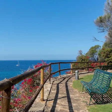 Anna - Charming Dimora Suspended Over The Sea *