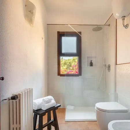 Villa Anna - Charming Dimora Suspended Over The Sea *
